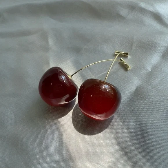 ANTHROPOLOGE 2025 trend CHEER RED anthropologie earrings NWT - Picture 9 of 9
